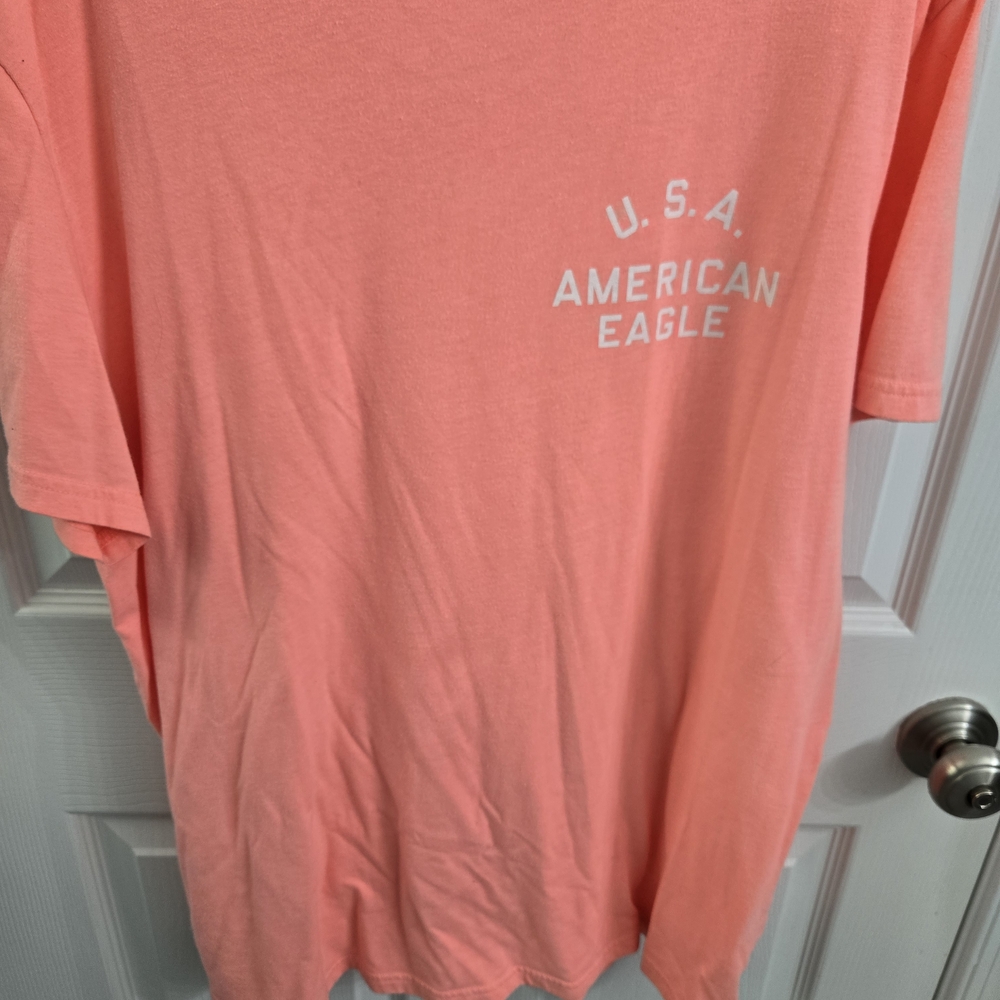 American Eagle Outfitters Coral Short Sleeve Tee